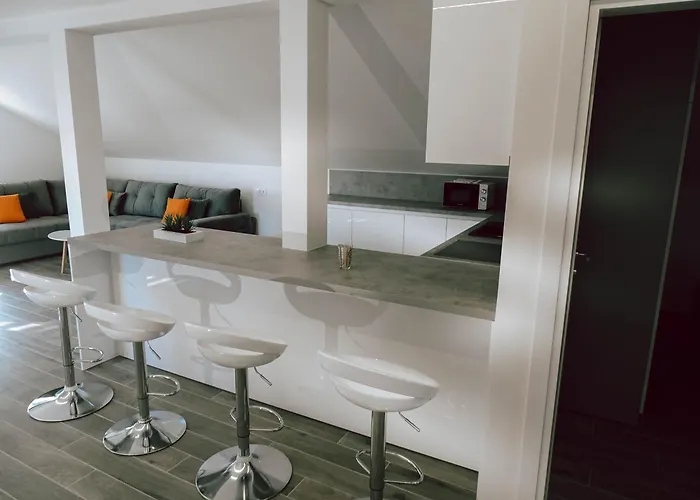 アパート Drazena