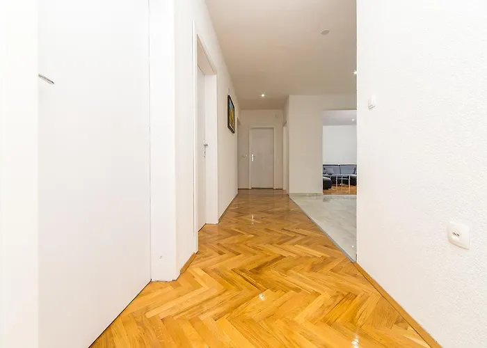 Drazena * トロギール