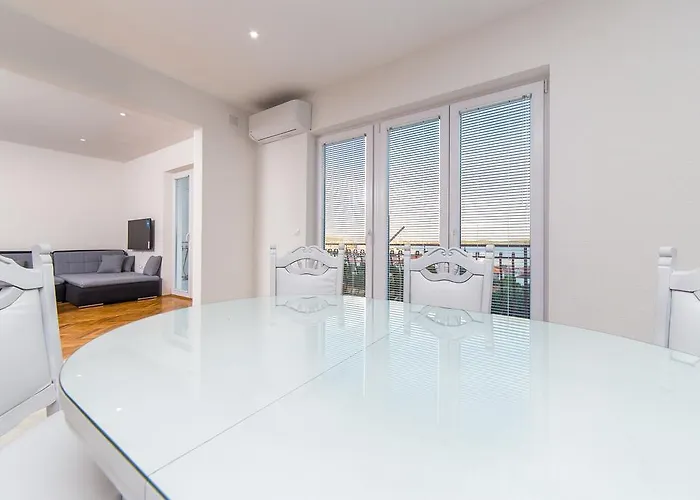 Drazena アパート *