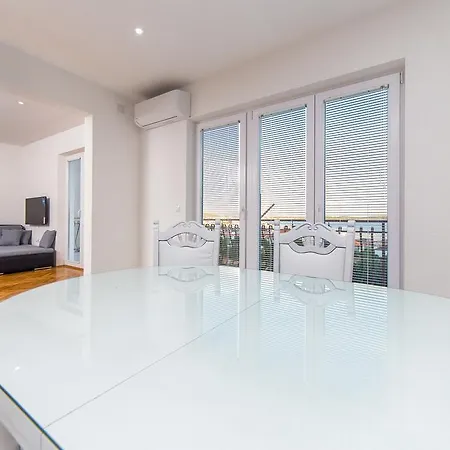 Drazena Apartment *